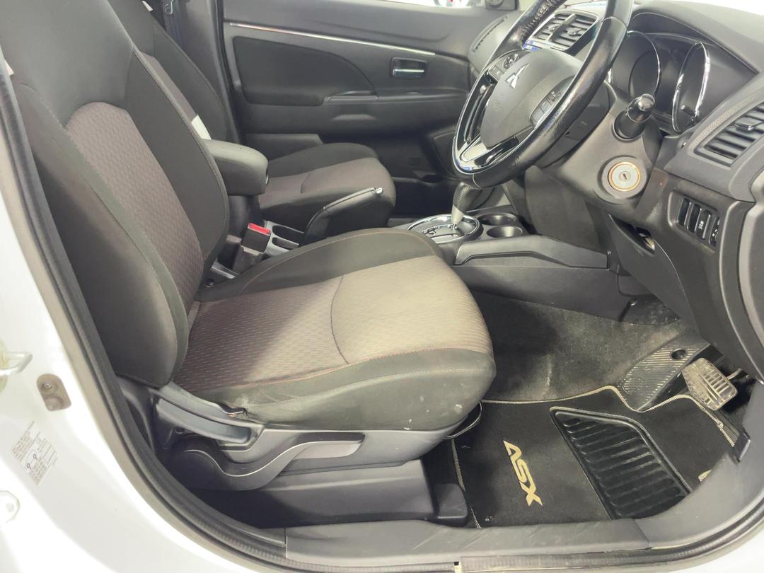 Photo '16' of Mitsubishi ASX