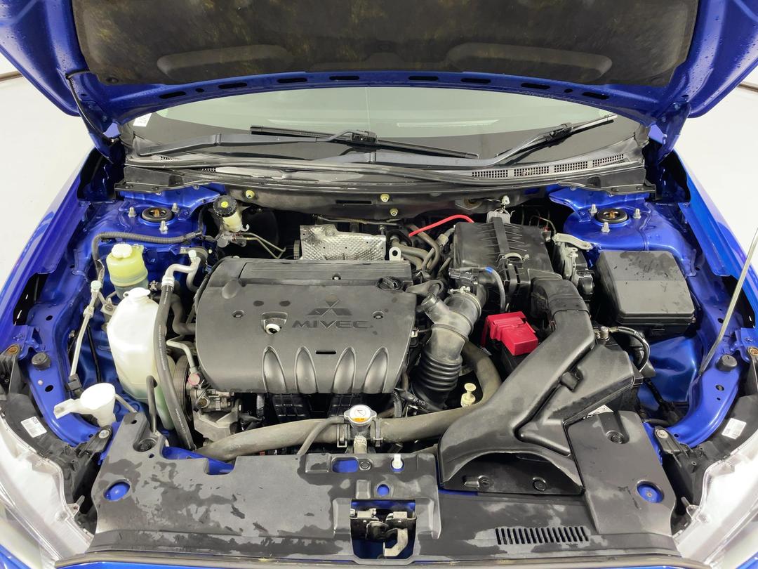 Photo '13' of Mitsubishi Lancer