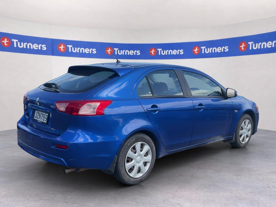 Photo '7' of Mitsubishi Lancer