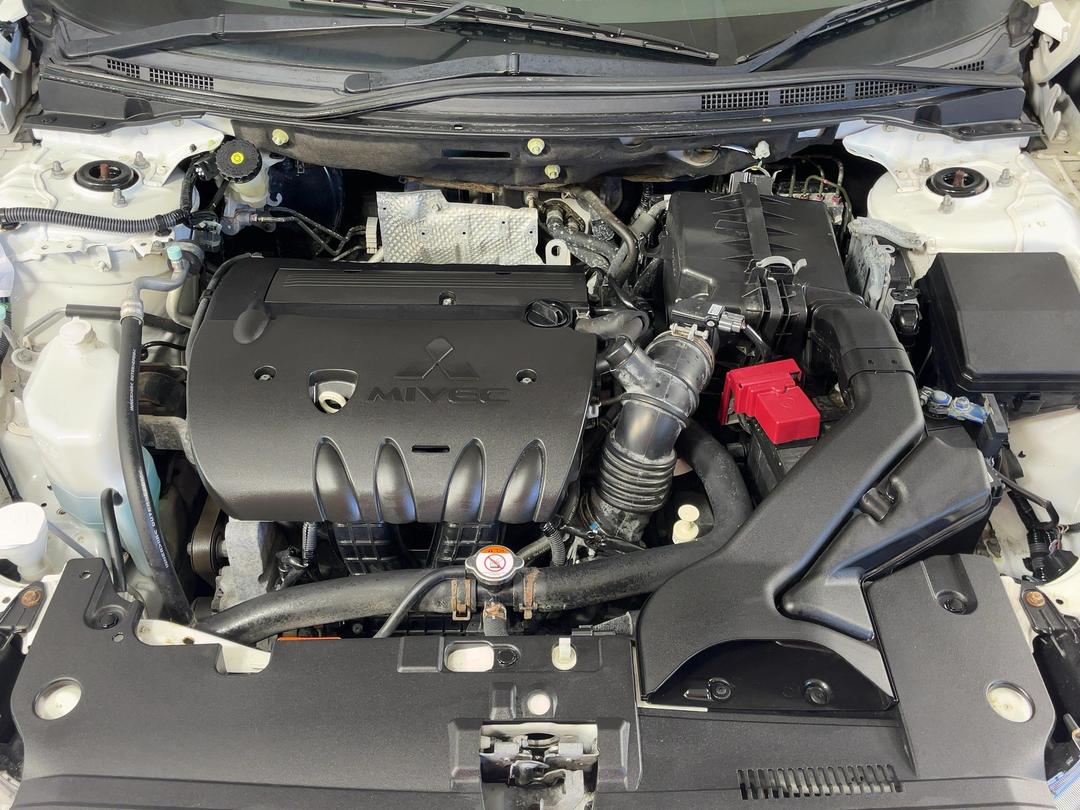 Photo '13' of Mitsubishi Lancer