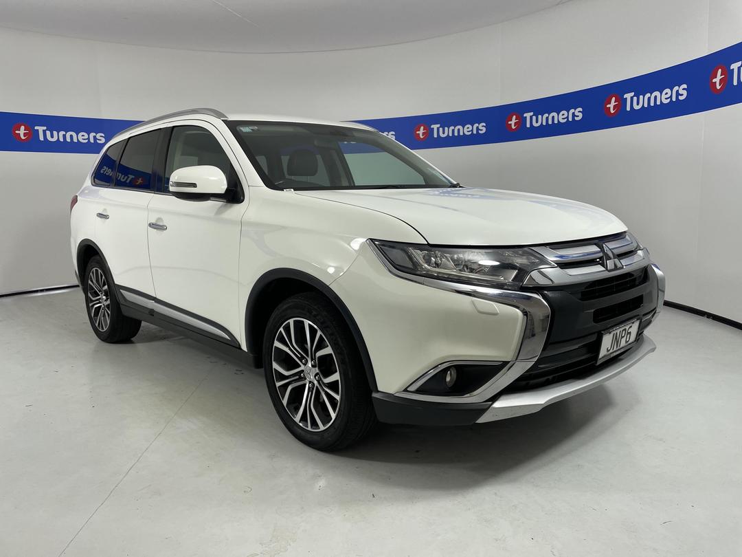 Photo '1' of Mitsubishi Outlander