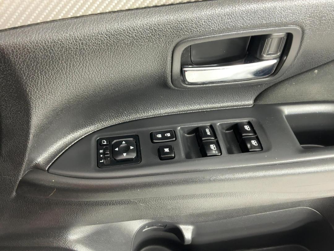 Photo '26' of Mitsubishi Outlander