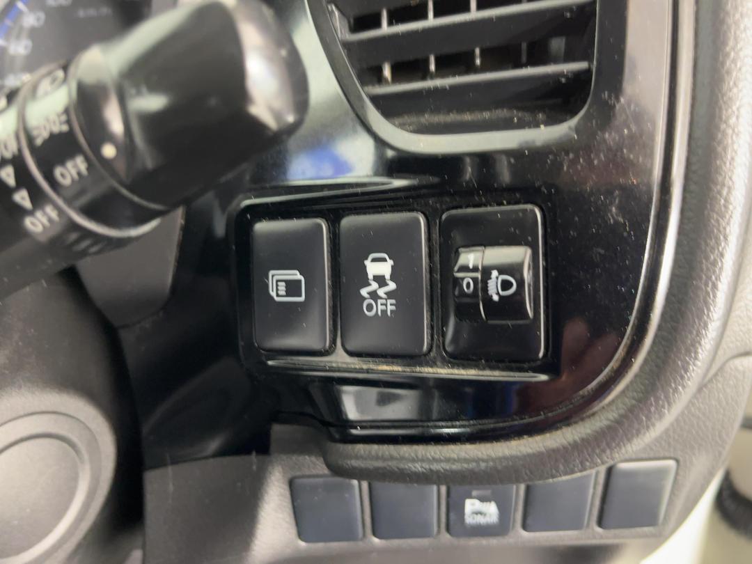 Photo '27' of Mitsubishi Outlander