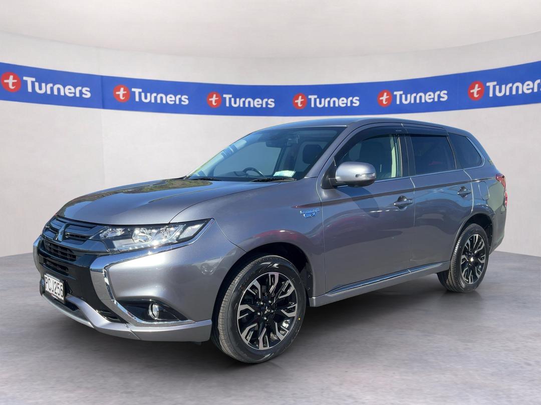 Photo '4' of Mitsubishi Outlander