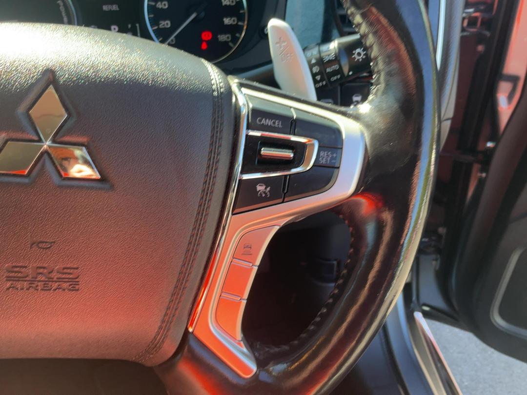 Photo '26' of Mitsubishi Outlander