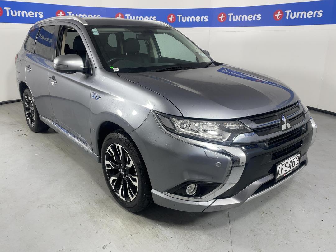 Photo '1' of Mitsubishi Outlander