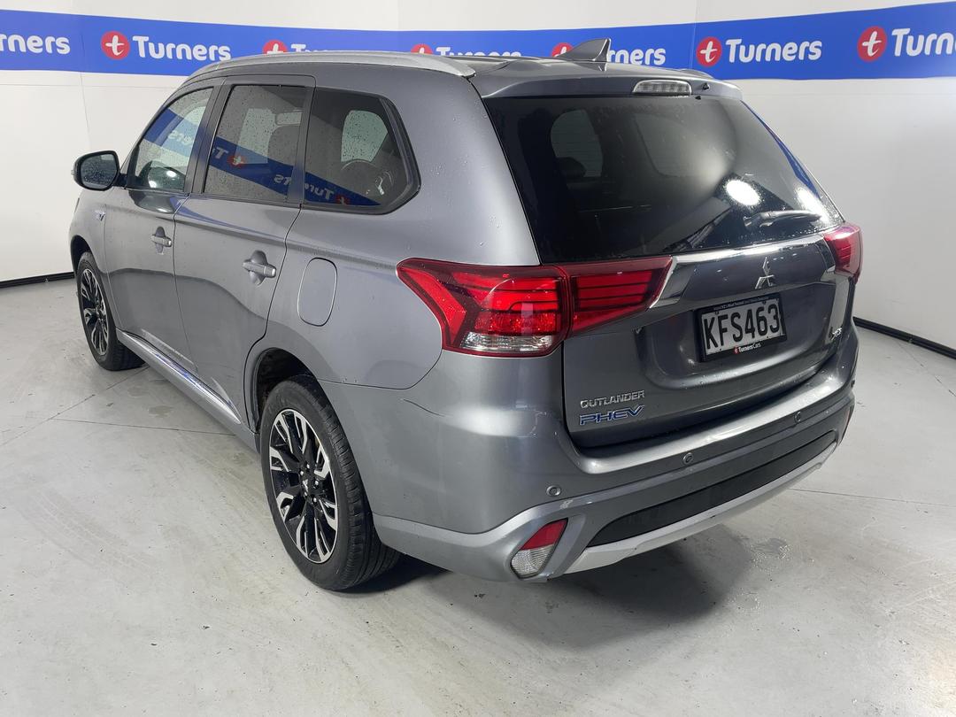 Photo '5' of Mitsubishi Outlander