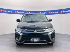 Photo '2' of Mitsubishi Outlander