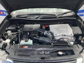 Photo '13' of Mitsubishi Outlander