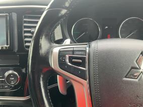 Photo '28' of Mitsubishi Outlander