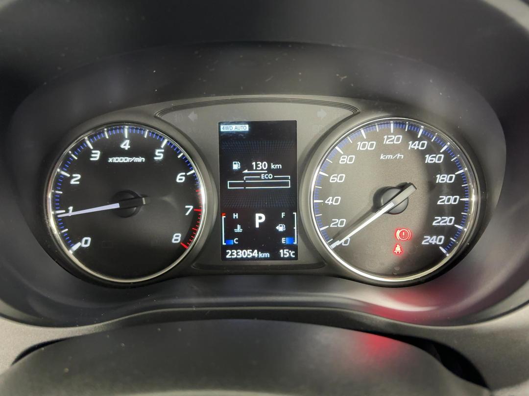 Photo '21' of Mitsubishi Outlander