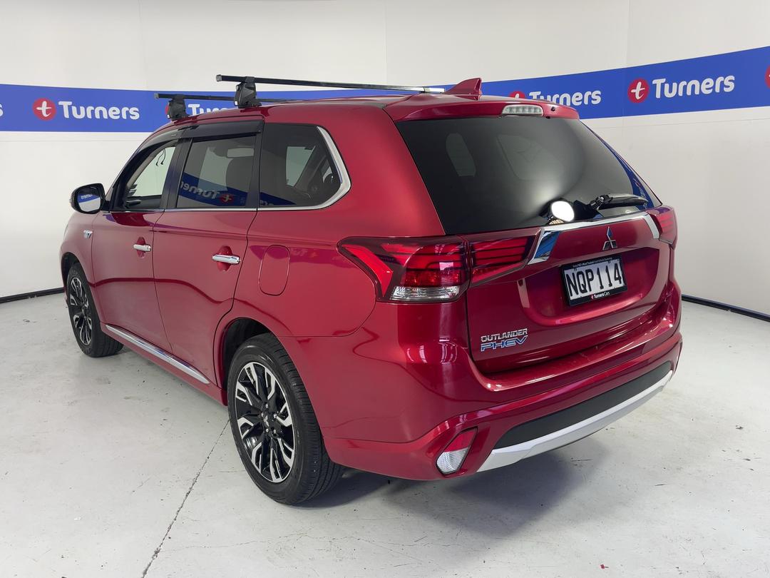 Photo '5' of Mitsubishi Outlander