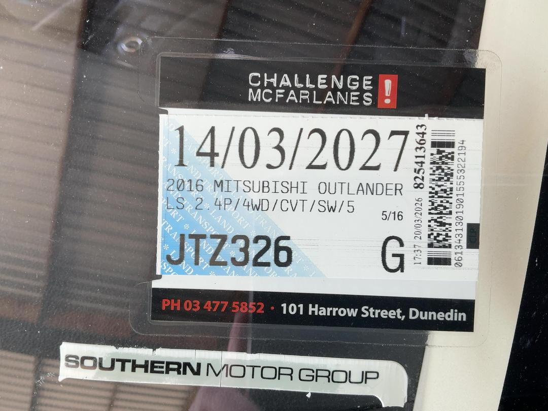 Photo '26' of Mitsubishi Outlander LS Photo '26' of Mitsubishi Outlander LS