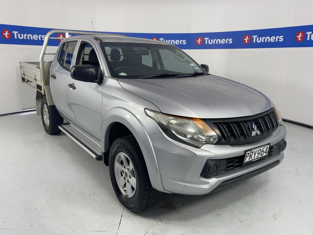 Photo '1' of Mitsubishi Triton