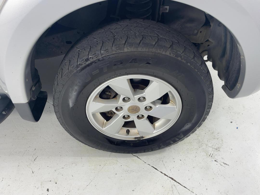Photo '9' of Mitsubishi Triton