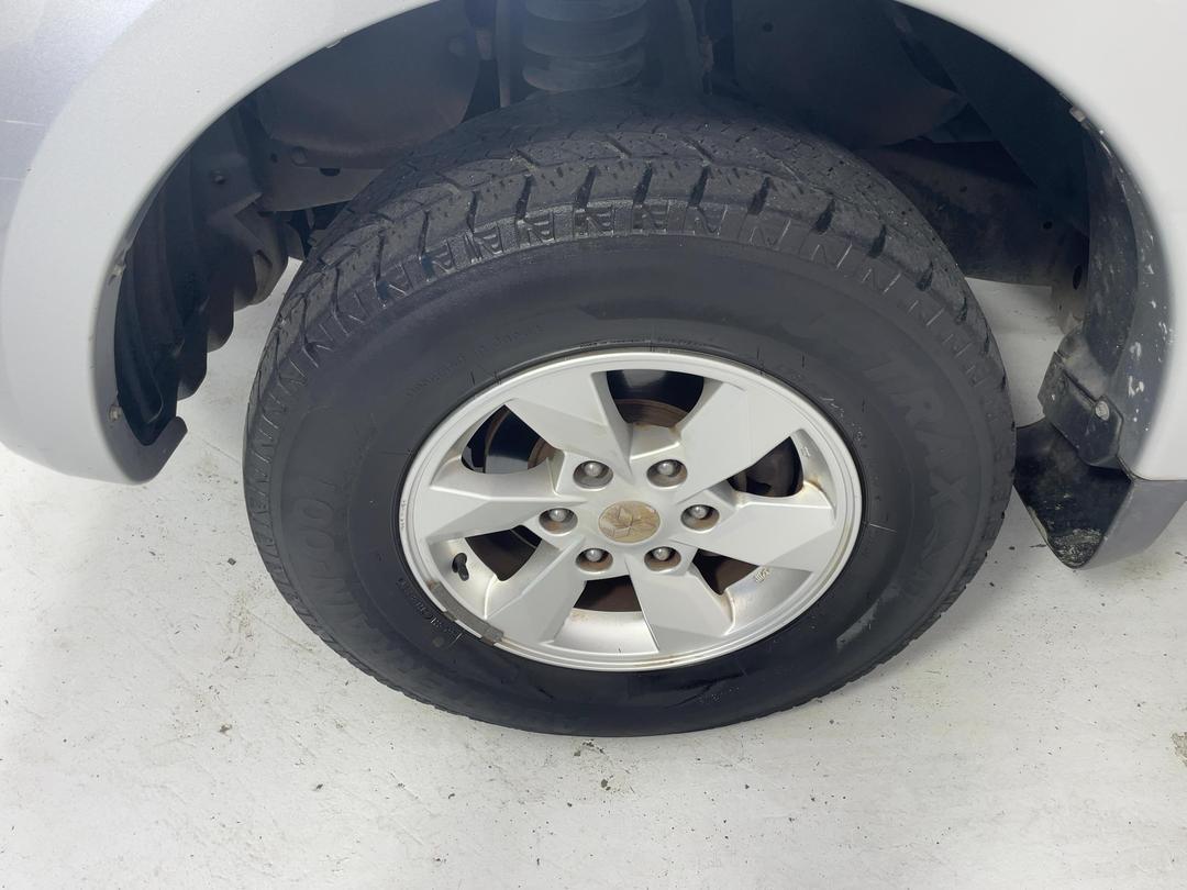 Photo '10' of Mitsubishi Triton