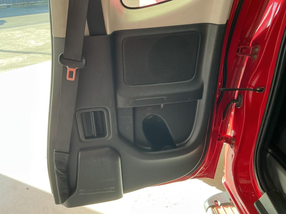 Photo '19' of Mitsubishi Triton