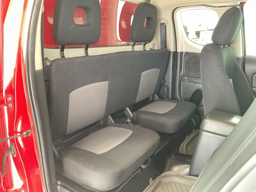 Photo '20' of Mitsubishi Triton