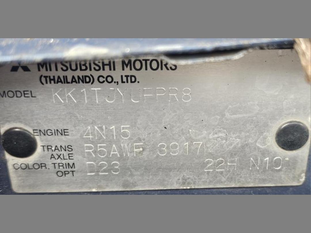 Photo '10' of Mitsubishi Triton D/CAB Glxr