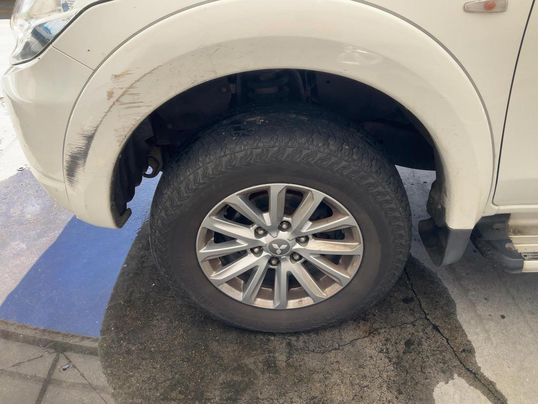 Photo '8' of Mitsubishi Triton D/CAB Glxr