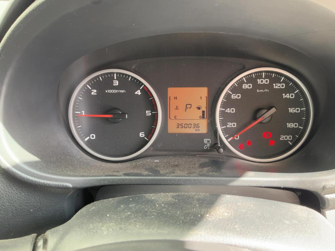 Photo '24' of Mitsubishi Triton D/CAB Glxr