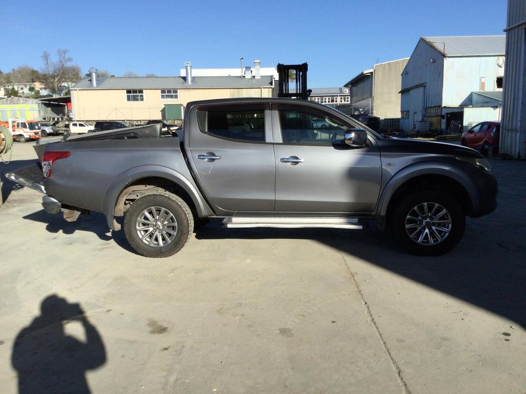 Photo '8' of Mitsubishi Triton D/CAB Glxr Photo '8' of Mitsubishi Triton D/CAB Glxr