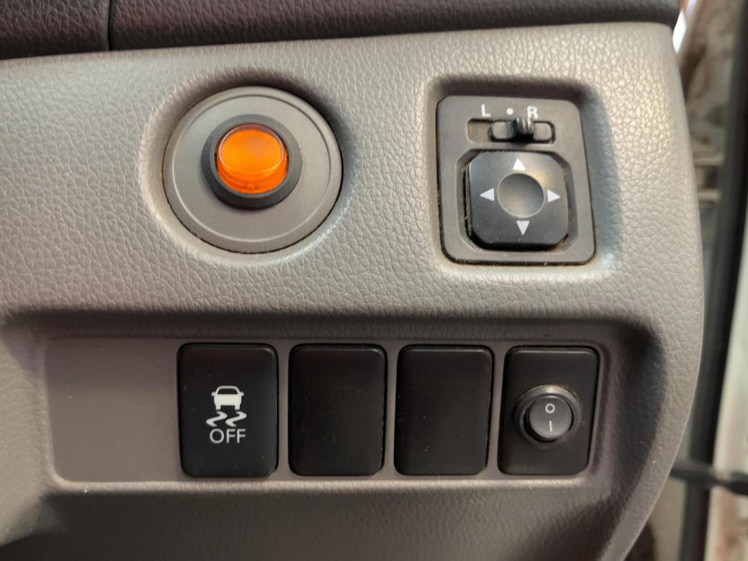 Photo '23' of Mitsubishi Triton D/CAB GLX Photo '23' of Mitsubishi Triton D/CAB GLX