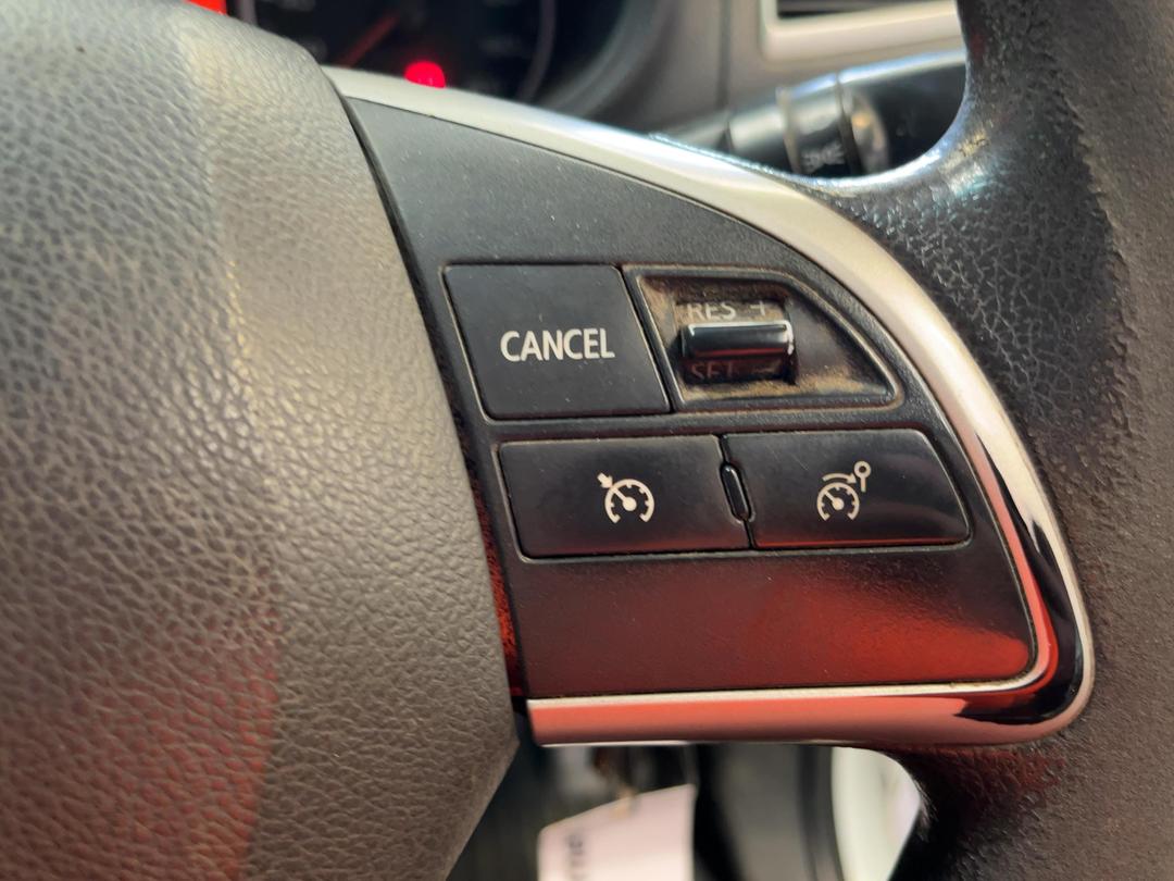 Photo '24' of Mitsubishi Triton D/CAB GLX Photo '24' of Mitsubishi Triton D/CAB GLX