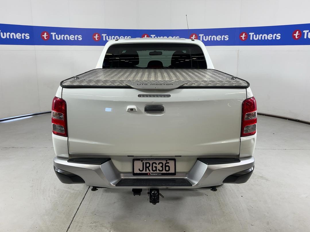 Photo '6' of Mitsubishi Triton
