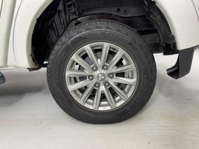 Photo '11' of Mitsubishi Triton