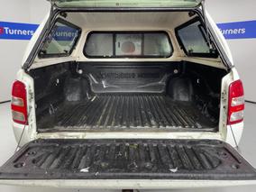 Photo '14' of Mitsubishi Triton