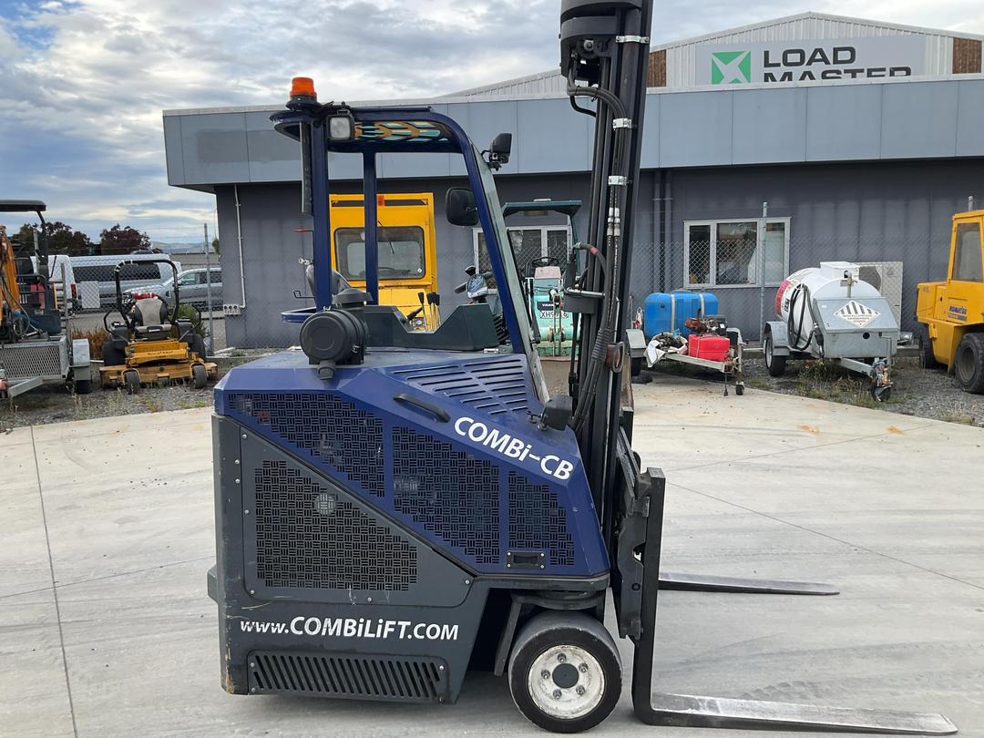 Photo '5' of Mobile Machine Combilift C3000CB Forklift