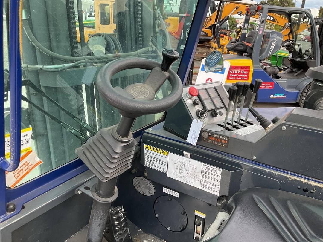 Photo '8' of Mobile Machine Combilift C3000CB Forklift