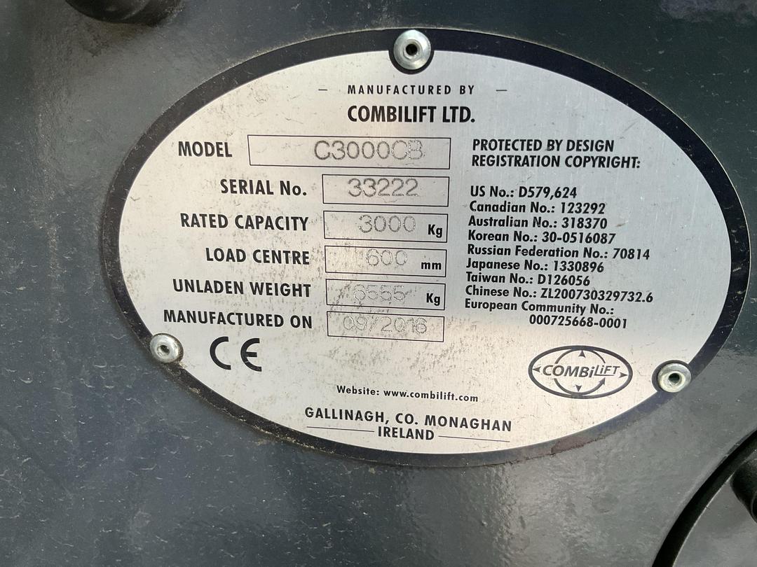 Photo '21' of Mobile Machine Combilift C3000CB Forklift