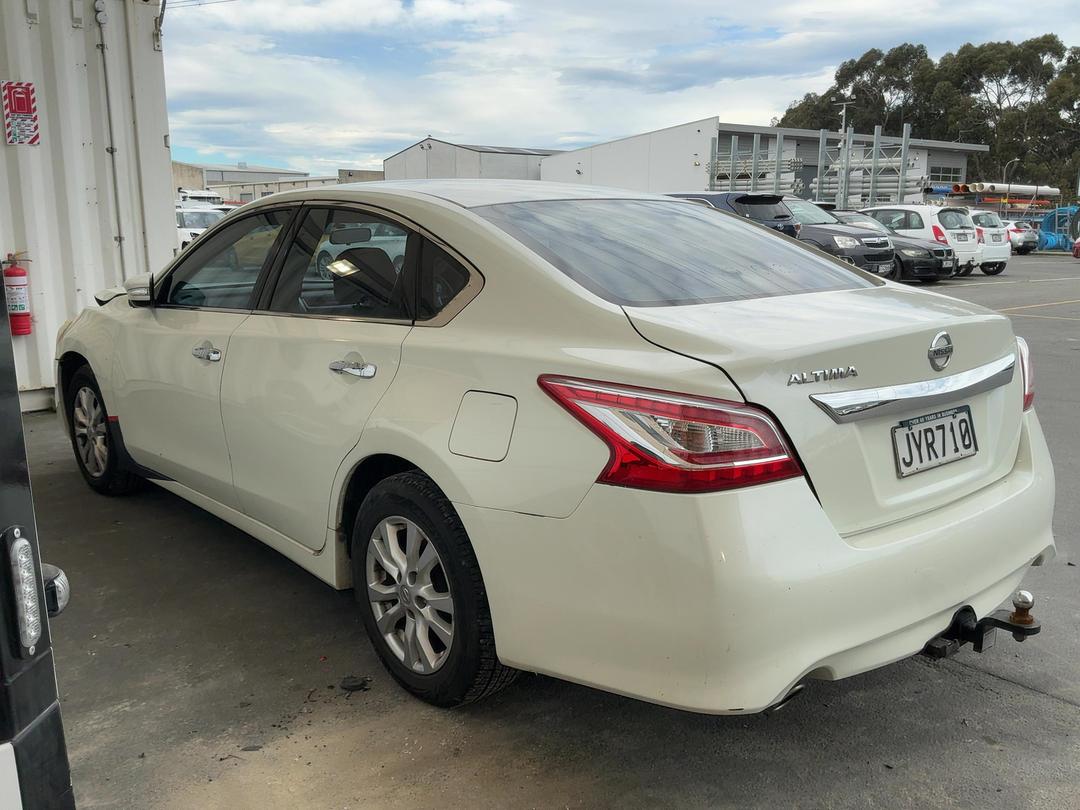 Photo '5' of Nissan Altima ST Photo '5' of Nissan Altima ST