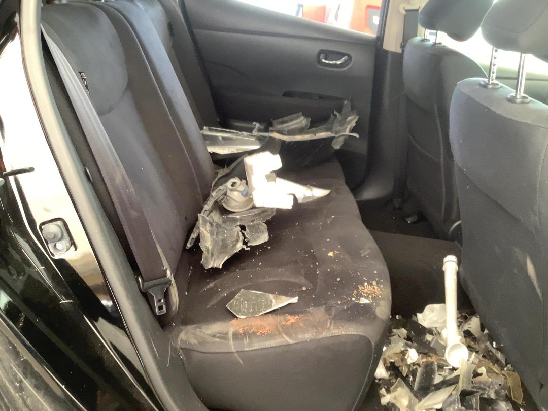 Photo '8' of Nissan Leaf