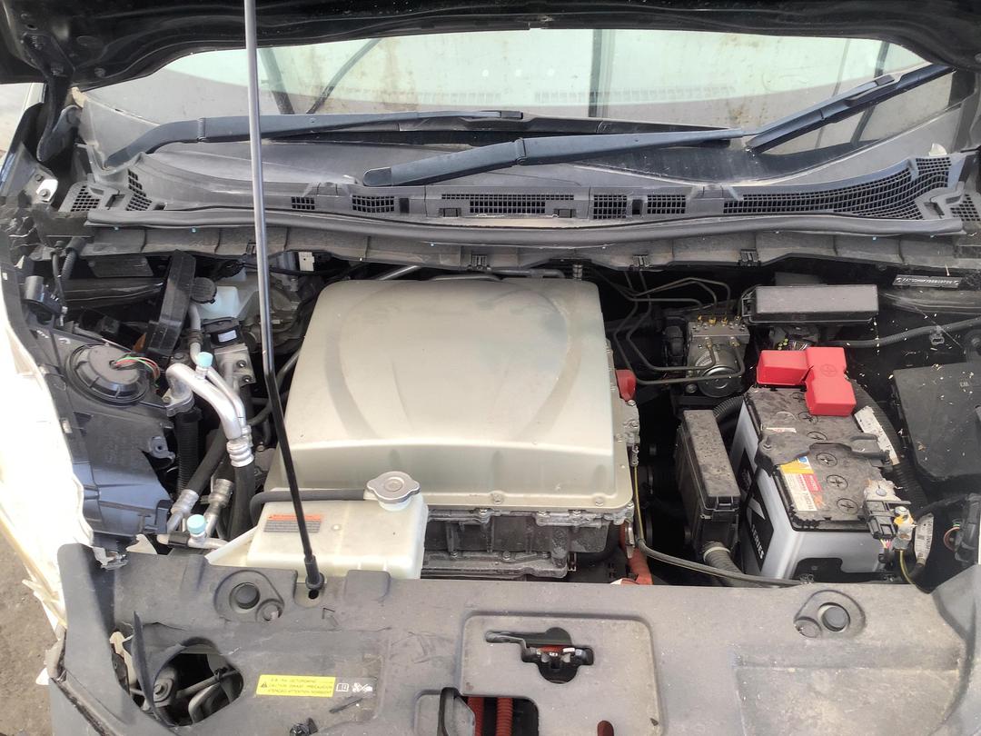 Photo '10' of Nissan Leaf