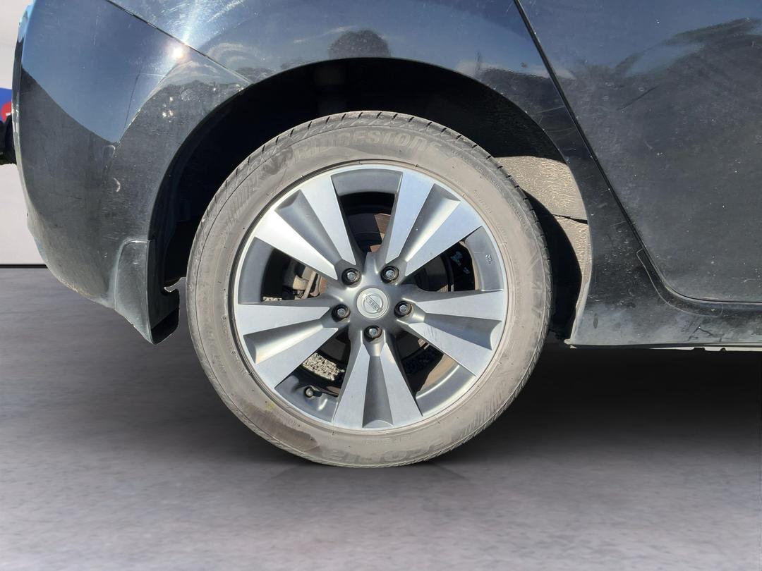 Photo '10' of Nissan Leaf Photo '10' of Nissan Leaf