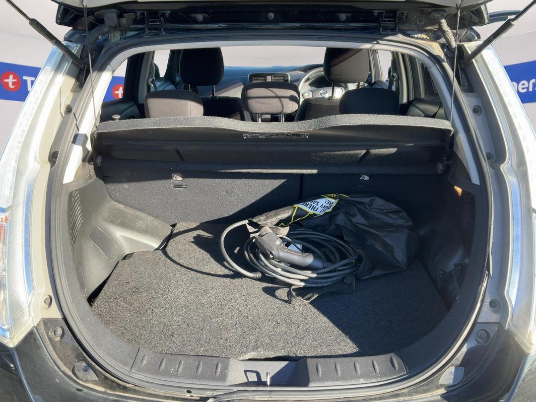 Photo '12' of Nissan Leaf Photo '12' of Nissan Leaf