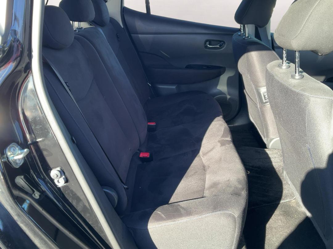 Photo '18' of Nissan Leaf Photo '18' of Nissan Leaf