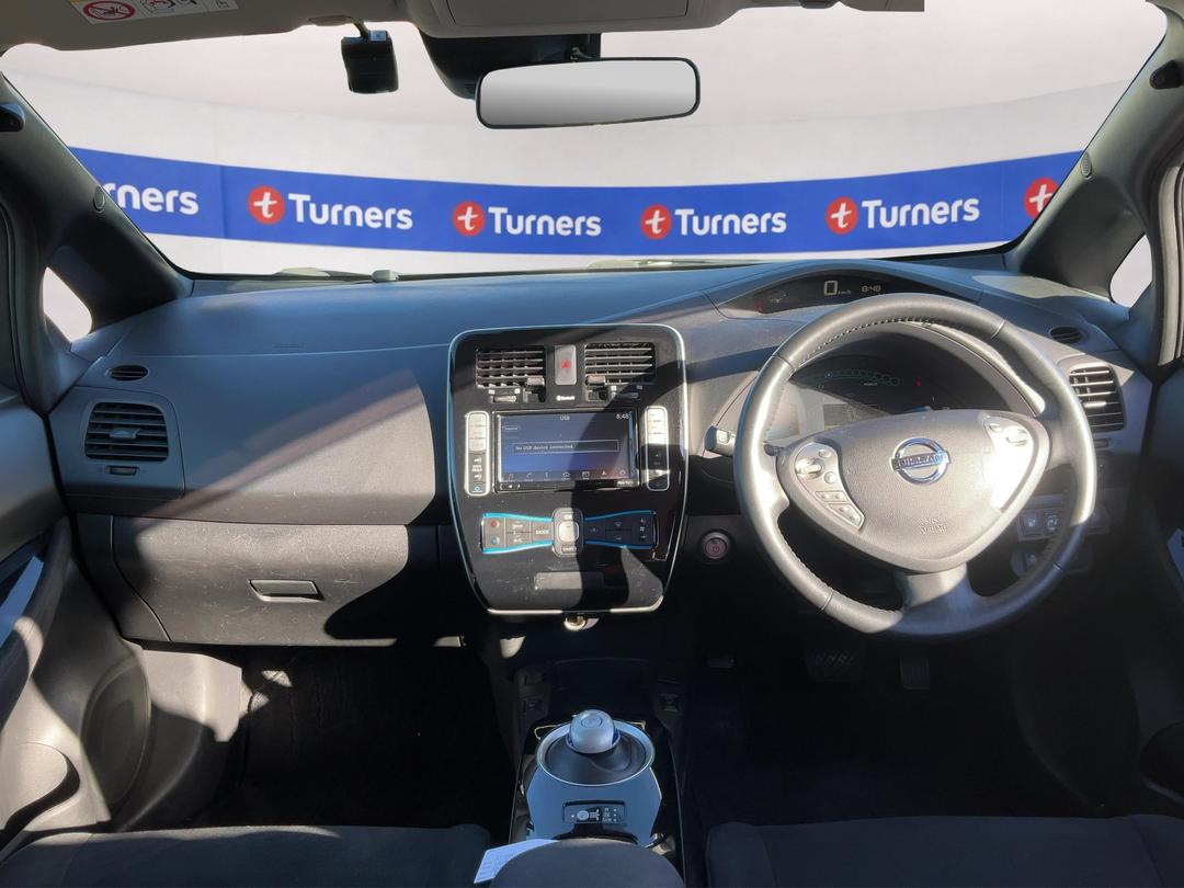 Photo '15' of Nissan Leaf Photo '15' of Nissan Leaf