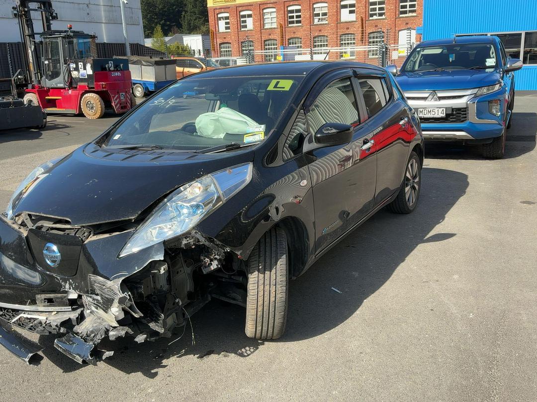 Photo '3' of Nissan Leaf
