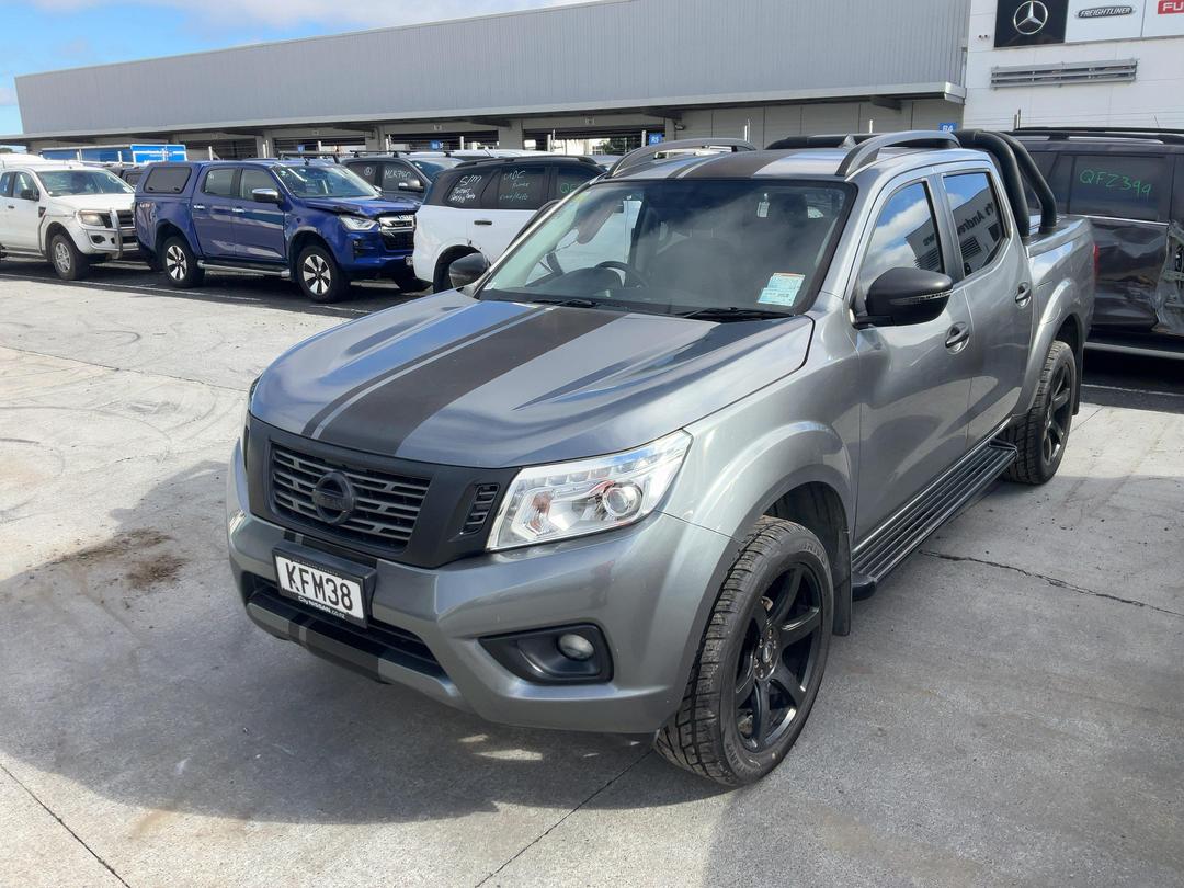 Photo '5' of Nissan Navara ST-X