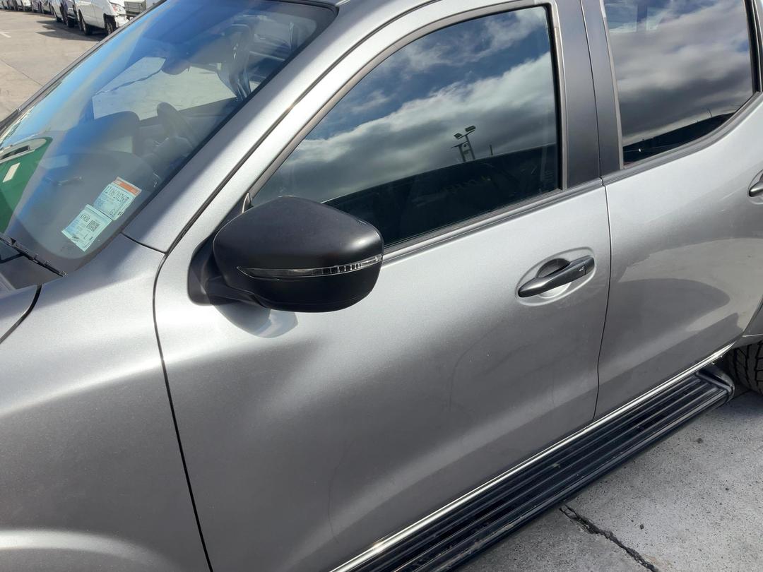 Photo '7' of Nissan Navara ST-X