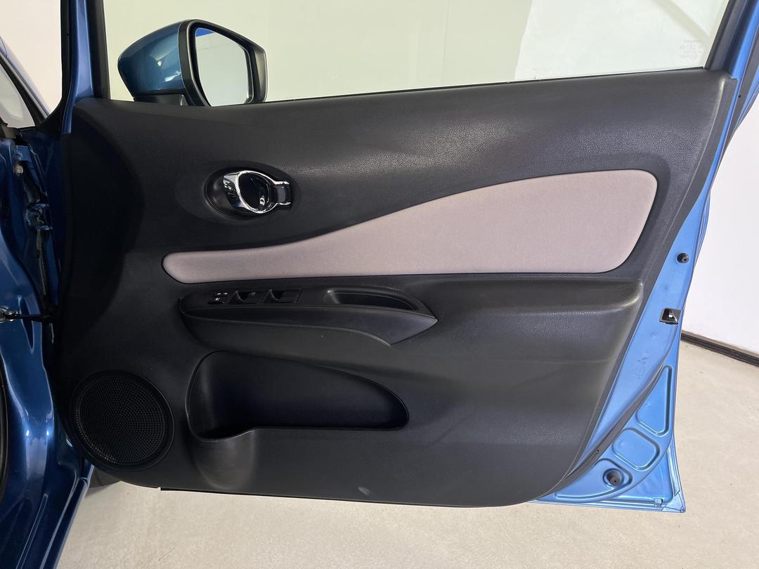 Photo '15' of Nissan Note