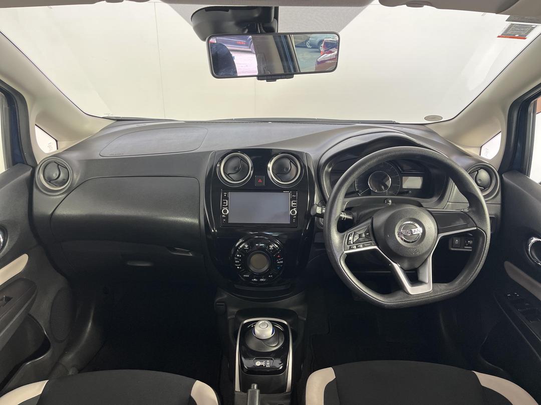 Photo '17' of Nissan Note