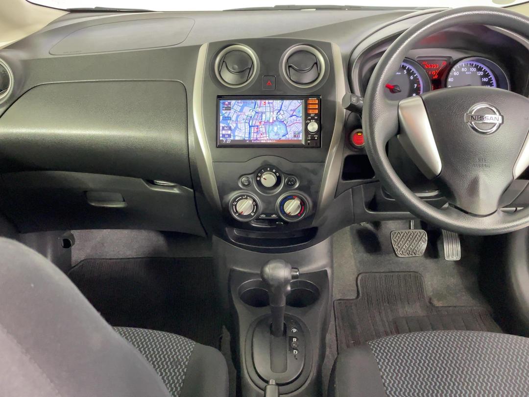 Photo '17' of Nissan Note