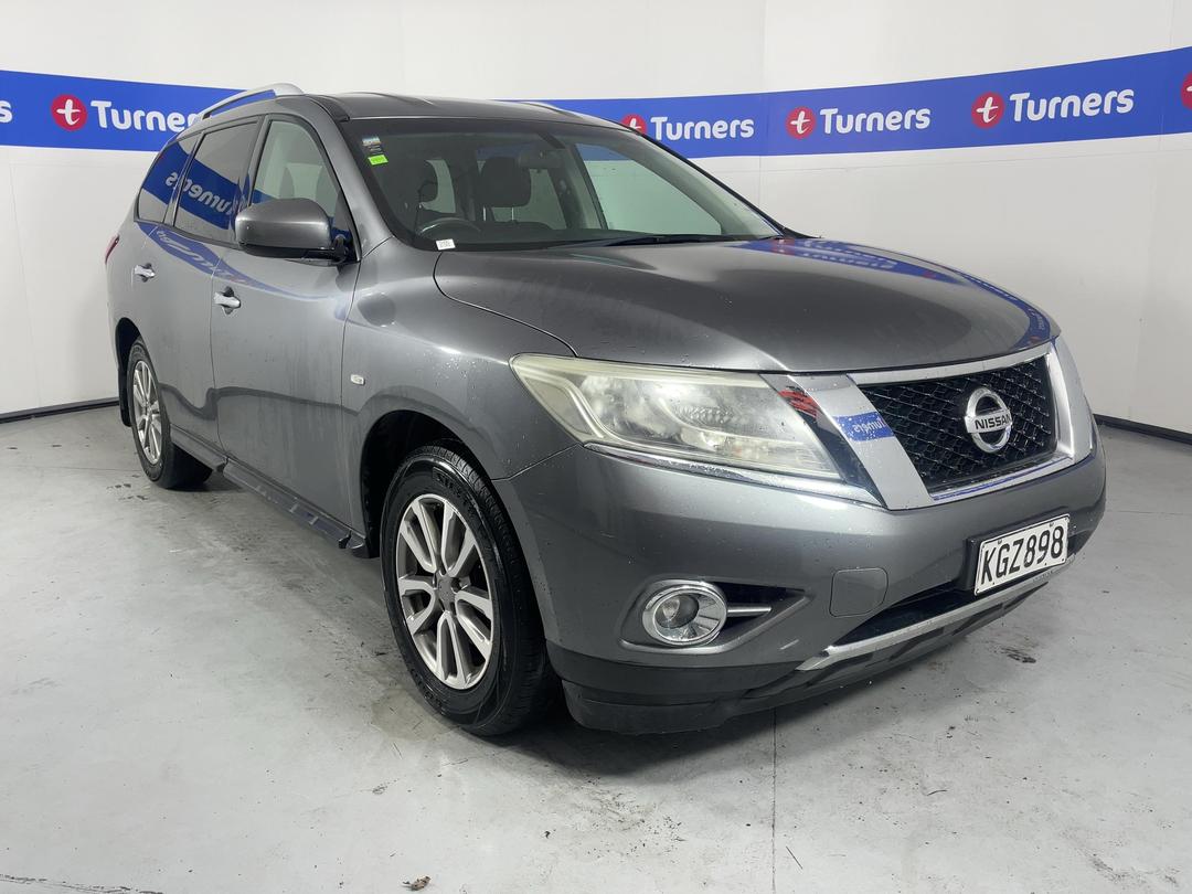 Photo '1' of Nissan Pathfinder
