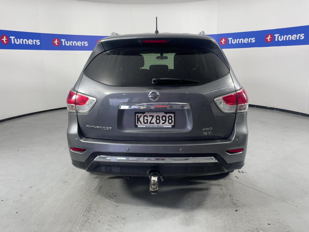 Photo '6' of Nissan Pathfinder
