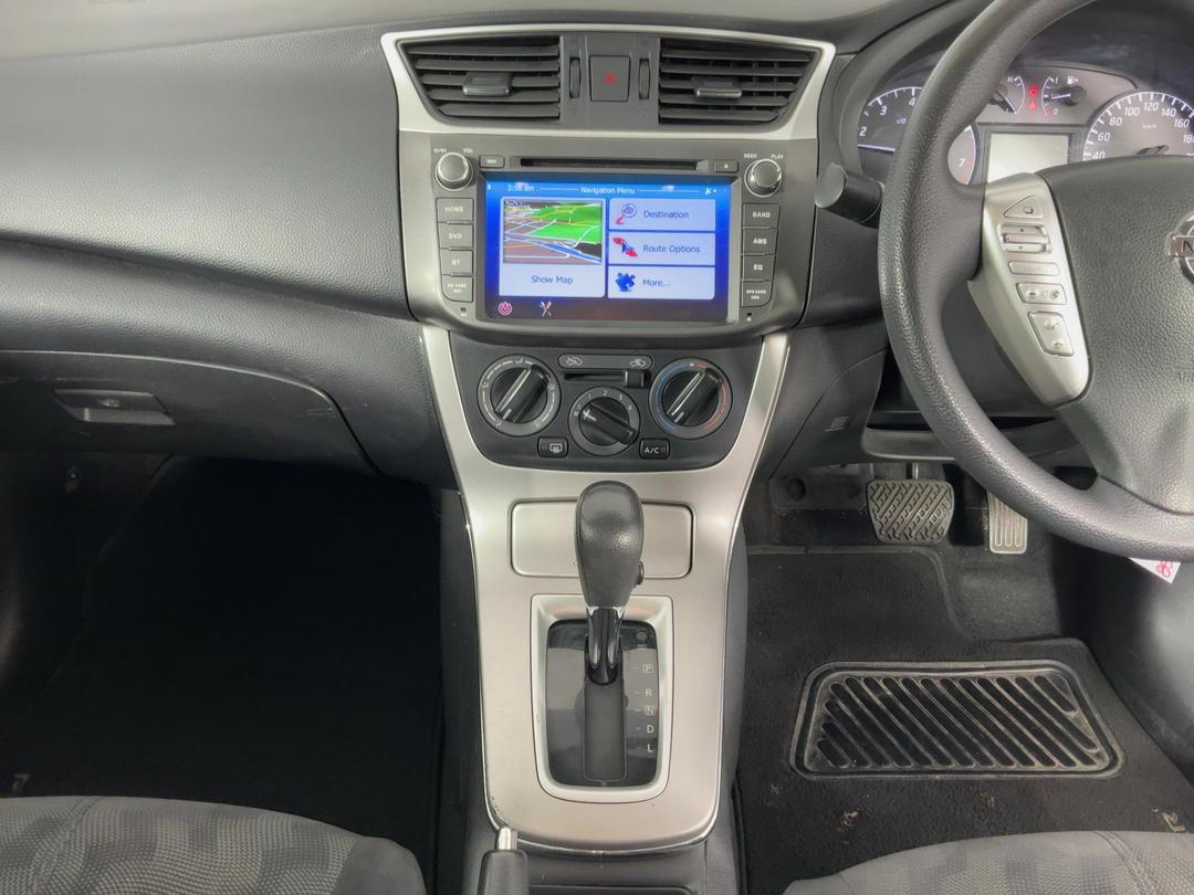 Photo '18' of Nissan Pulsar